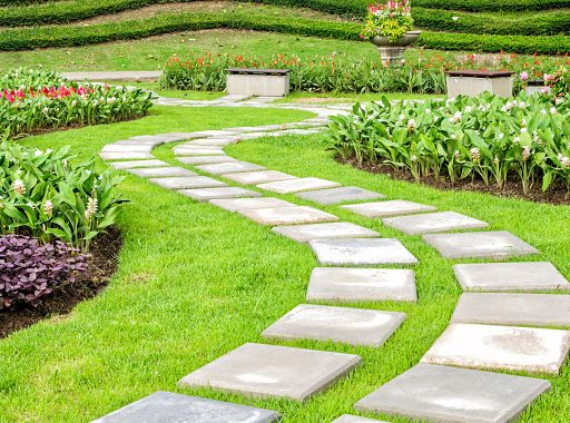 Landscaping Suggestions For Your Pool